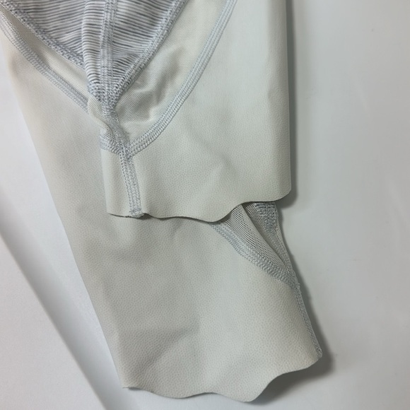 Lululemon Wunder Under Crop II Scallop 23" Wee Are From Space Silver Spoon - Picture 7 of 8